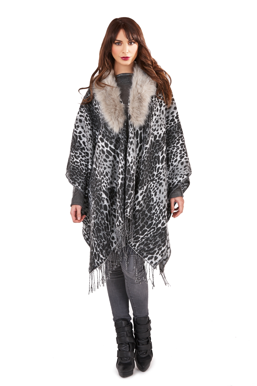 Shawls uk Information about our pashminas, shawls and wraps UK Pashmina. We are the UK's number one on-line retailer of pashminas. Three of our pashmina ranges are woven from natural threads including cashmere, fine wool and silk.